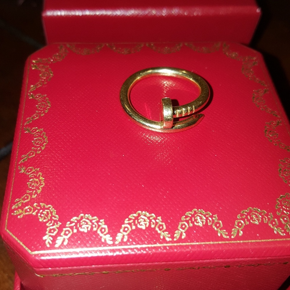 Cartier juste un clou ring